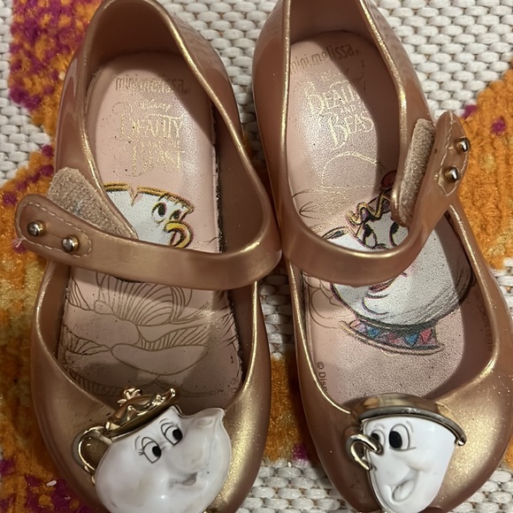 Beauty and the Beast Mini Melissa - Picture 5 of 7